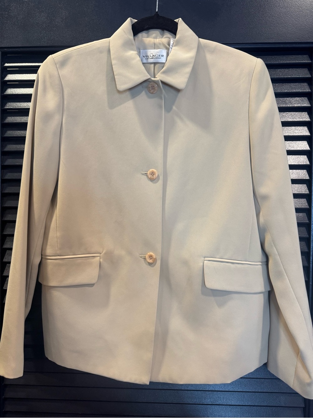 Villager by Liz Claiborne Cream Career Blazer Size 4